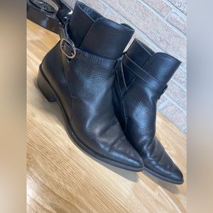 MASSIMO DUTTI BLACK LEATHER BOOTS size 40